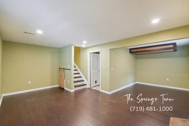 Building Photo - 874 Hoosier Dr