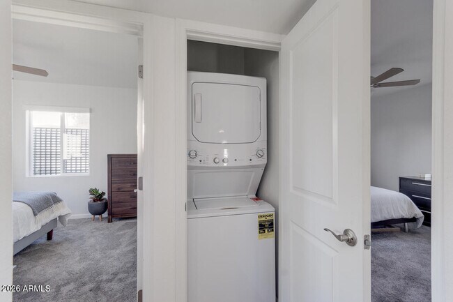 Building Photo - 6929 E 6th St