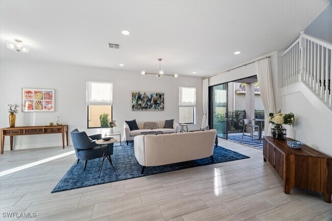 Building Photo - 13884 Luna Dr