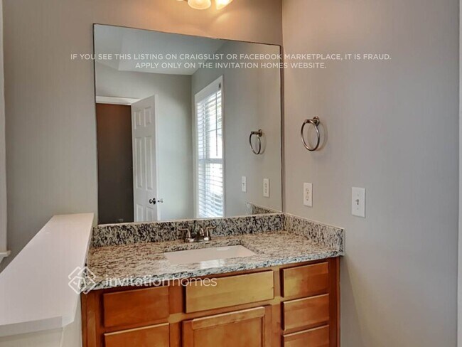 Building Photo - 1213 Loowit Falls Ct