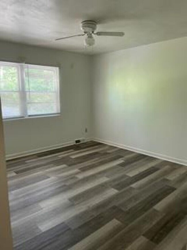 Building Photo - 770 Welton Ave SW