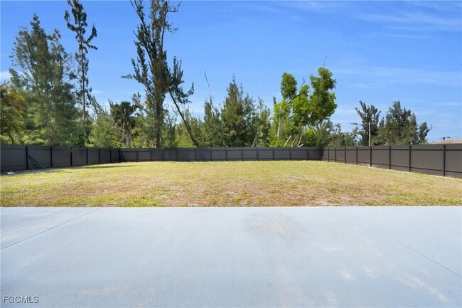 Building Photo - 1601 SW 12th Terrace