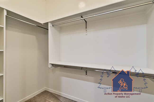 Building Photo - 8548 W Lilburn St