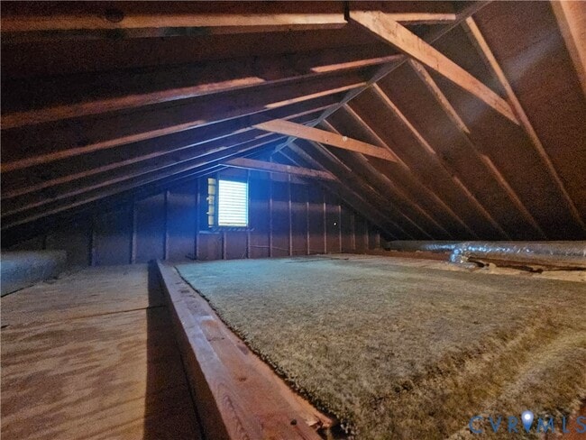 Building Photo - 517 Pleasanthill Dr