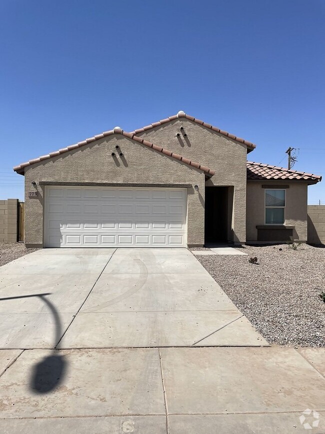 Building Photo - "Charming 3-Bed, 2-Bath Home in Casa Grand...