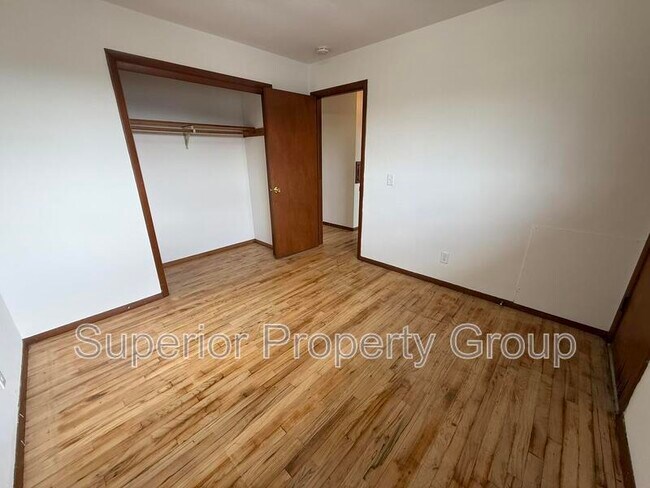 Building Photo - 1723 Blossom Ln