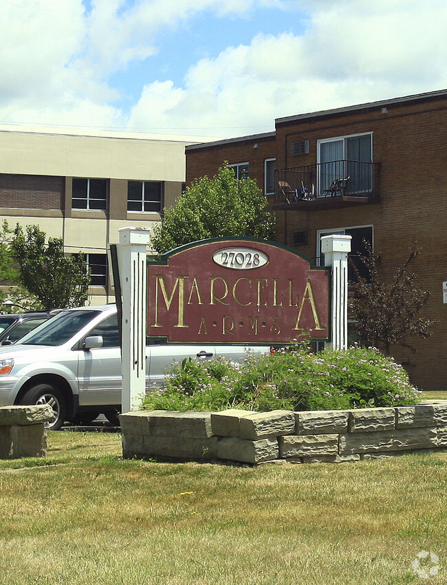 Building Photo - Marcella Arms