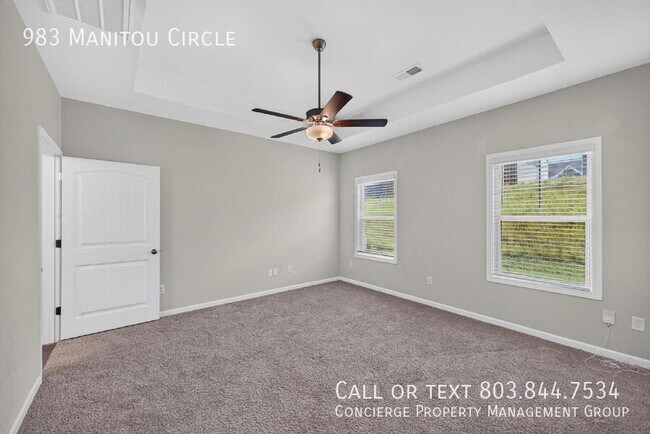 Building Photo - 983 Manitou Cir