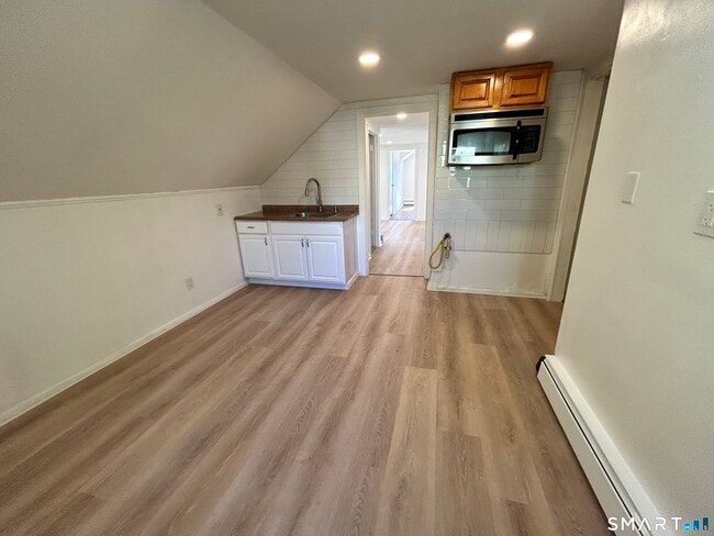 Building Photo - 89-91-91 Newbury St