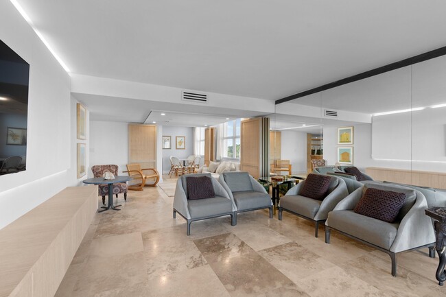 Building Photo - 1801 S Flagler Dr