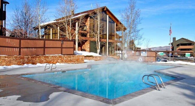 Building Photo - Powder Wood Condo - Long Term Lease