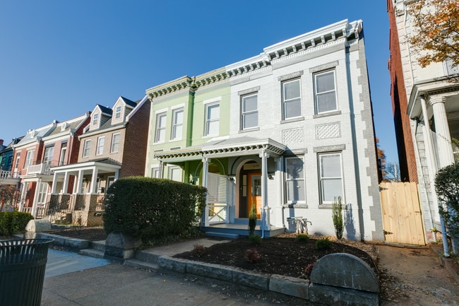 Building Photo - 2606 W Main St