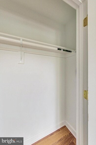 Building Photo - 5 Drumcastle Ct