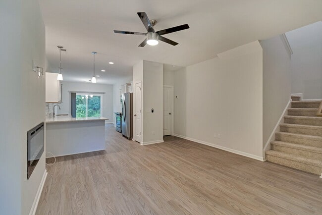 Building Photo - 146 Bellasera Wy