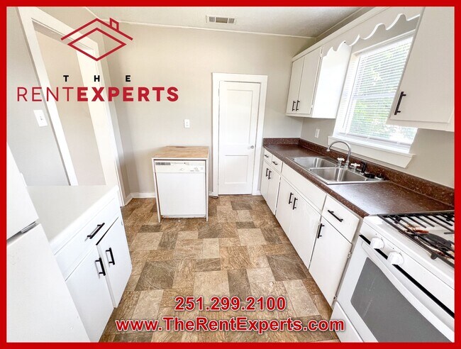 Building Photo - 1103 Ross St