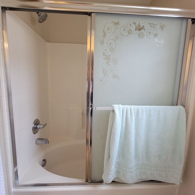 Building Photo - MOVE-IN SPECIAL $500 OFF! Otay Ranch - Gorgeous 2 Bed/2 Bath Condo with Garage