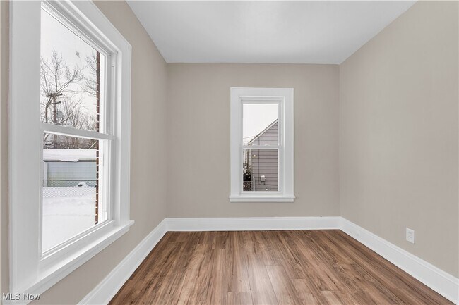 Building Photo - 17604 Mapleboro Ave