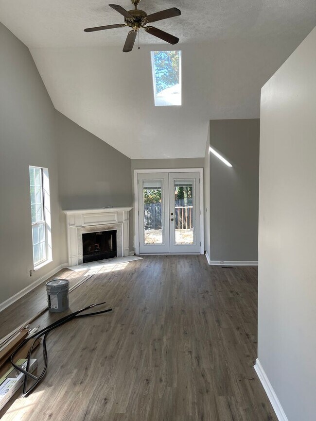 Building Photo - Newly Remodeled Home near Priest Lake