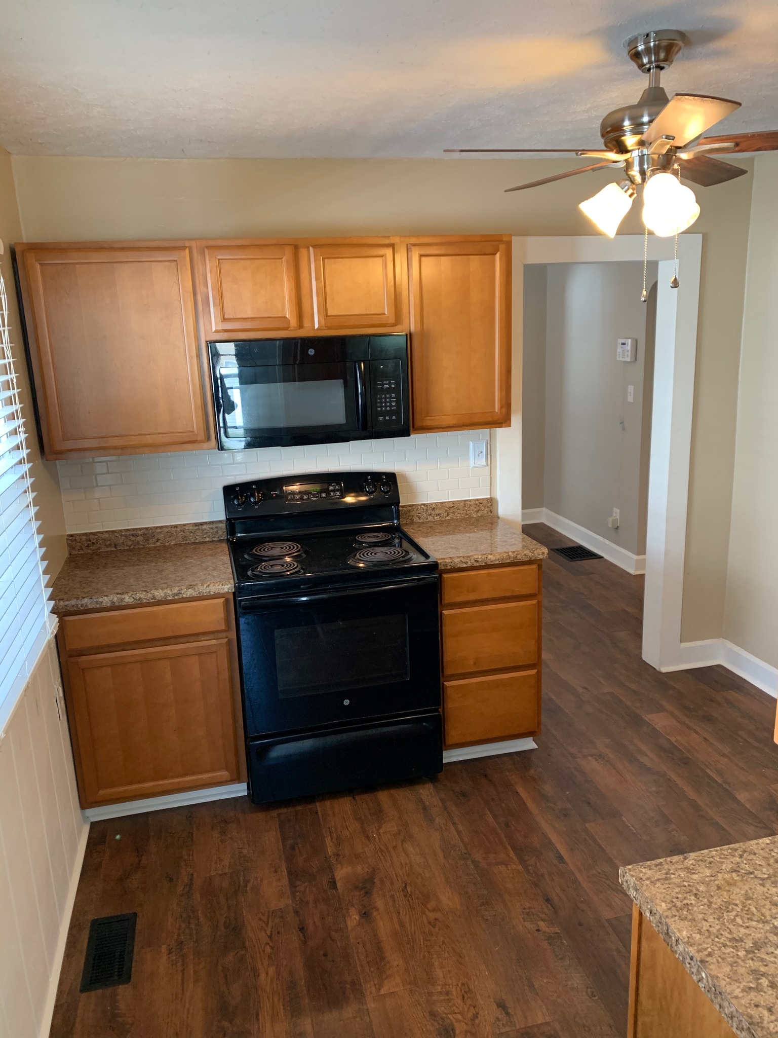 Kitchen (newer appliances) - 128 N 6th Ave