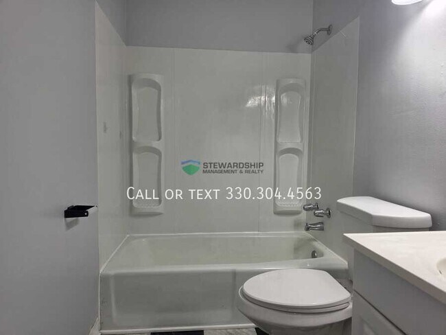 Building Photo - 519 Taff Cir