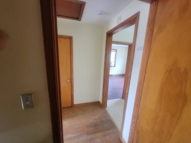 Building Photo - 6807 Fairdel Ave