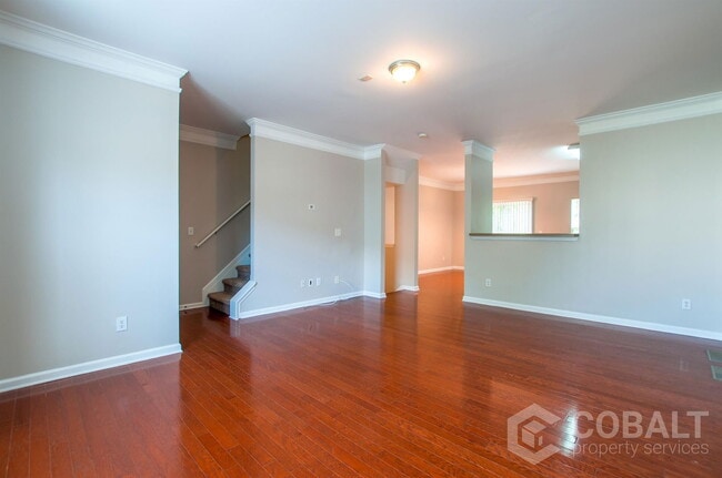 Building Photo - 6764 Blackstone Pl
