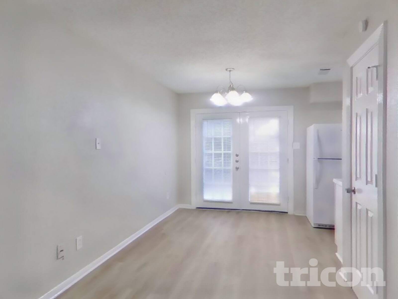 Building Photo - 19902 Burle Oak Dr