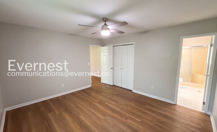 Building Photo - 1700 Ashmore Ave