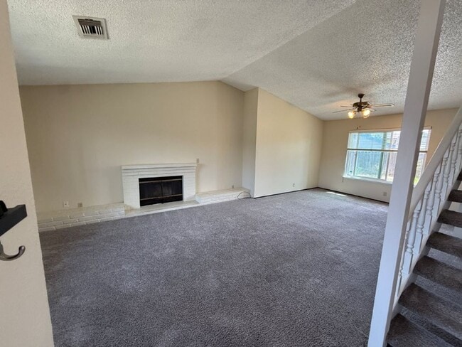 Building Photo - 1003 Blackspur Ct