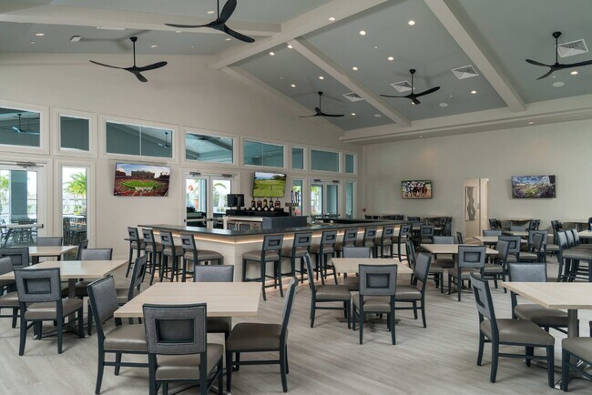 Building Photo - Annual Three Bedroom, Two Bath Villa, with...