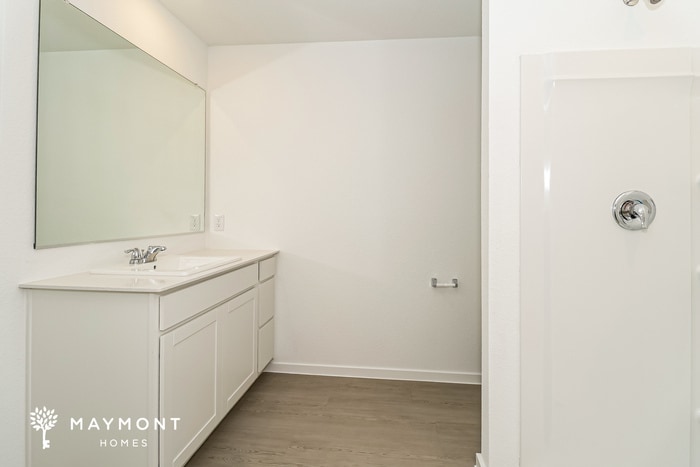 Building Photo - 1009 Birkdale Dr