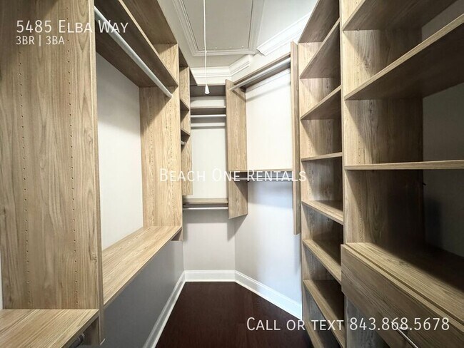 Building Photo - 5485 Elba Wy