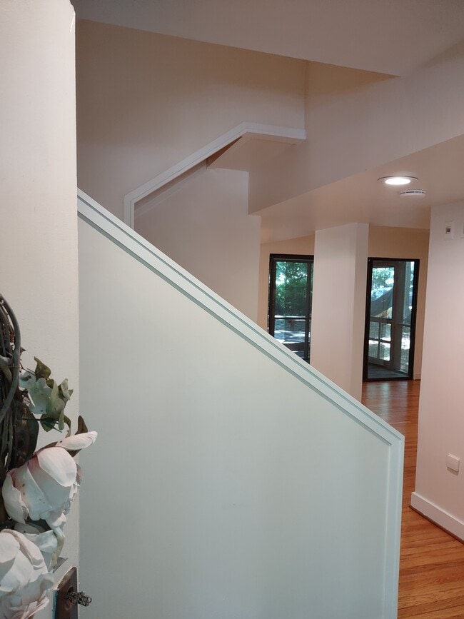 Building Photo - 9313 Groundhog Dr