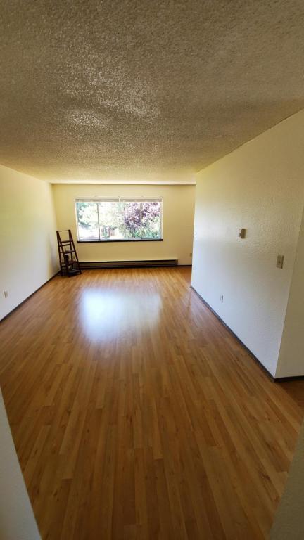 Building Photo - 2112 Soroya Ct SW - Unit D