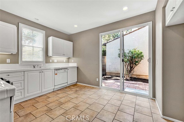 Building Photo - 81 Waterman