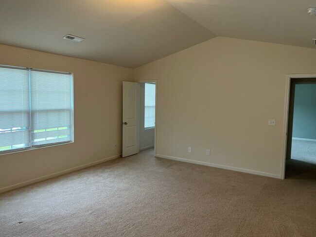 Building Photo - 133 Bendick Ct