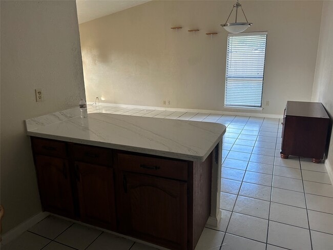 Building Photo - 15407 La Loma Dr