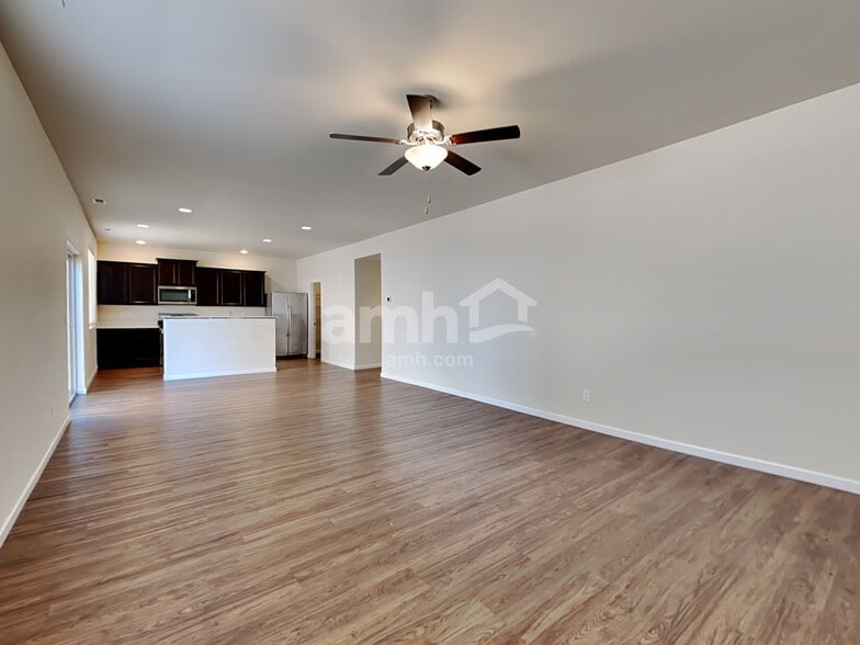 Building Photo - 11022 191st St Ct E