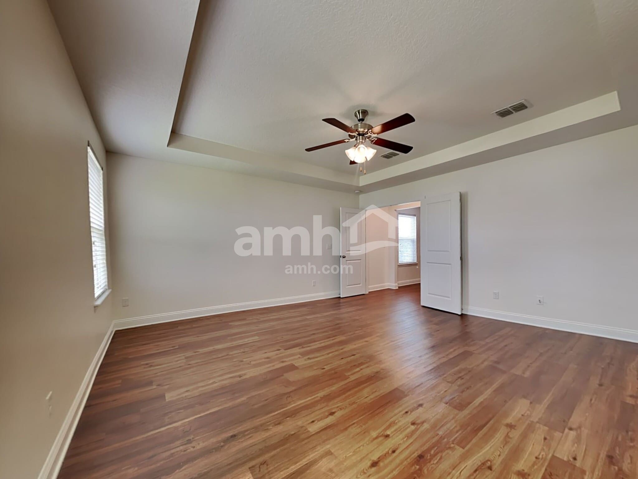 Building Photo - 3312 Roundabout Dr