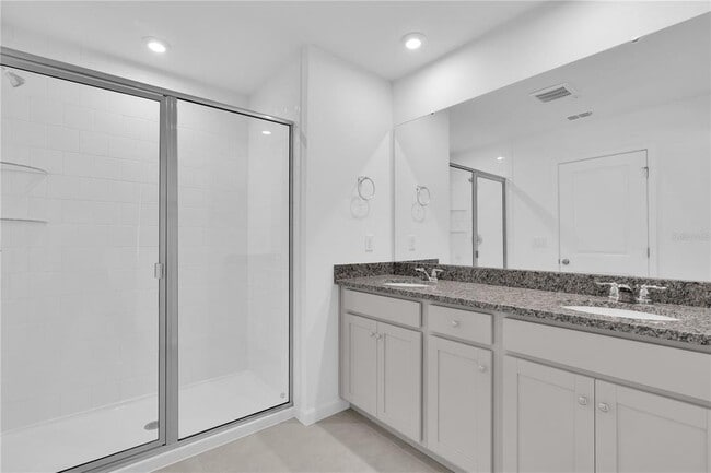 Building Photo - 9656 Peace Dr
