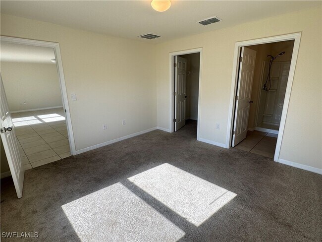 Building Photo - 1028 Allman Ave