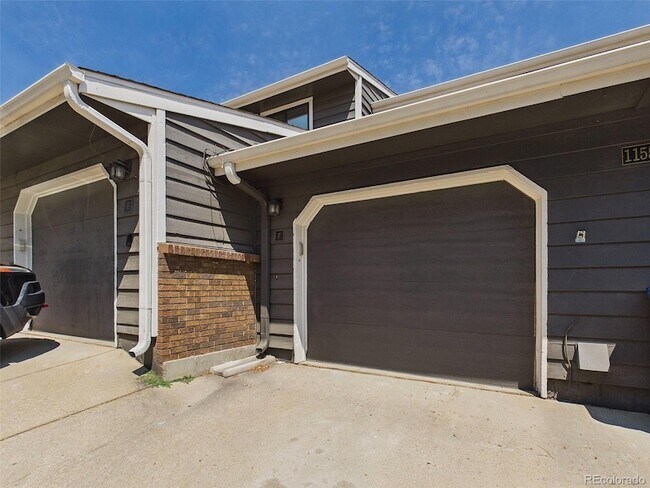 Building Photo - 11555 W 70th Pl