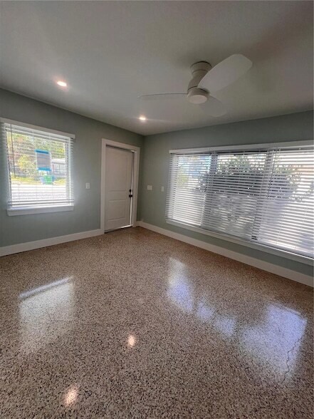 Building Photo - 40 82nd Ave