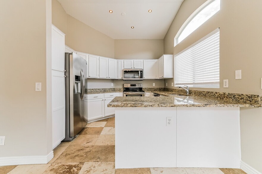 Building Photo - 20831 N 3rd Ave