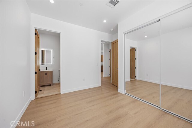 Building Photo - 7647 Melvin Ave