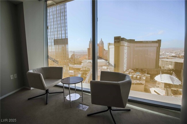 Building Photo - 3726 S Las Vegas Blvd