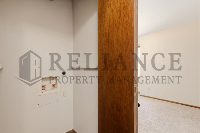 Building Photo - 7206 W Douglas Ave
