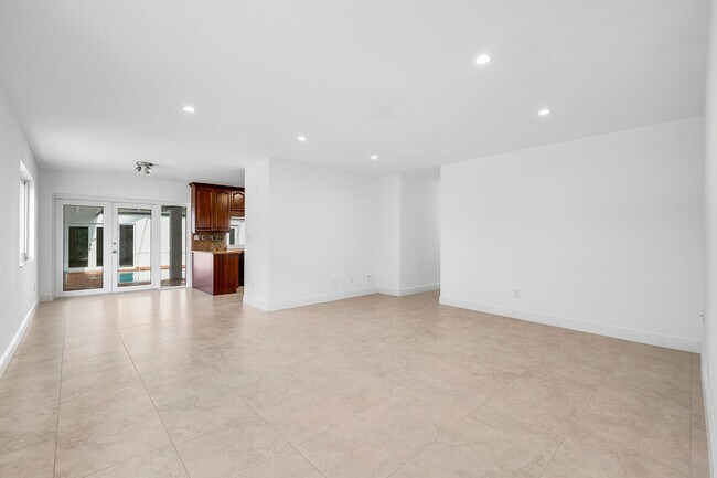 Building Photo - 7575 SW 134th St