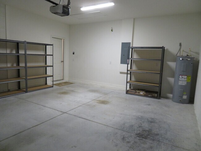 Building Photo - Sebastian Home in Gated Community