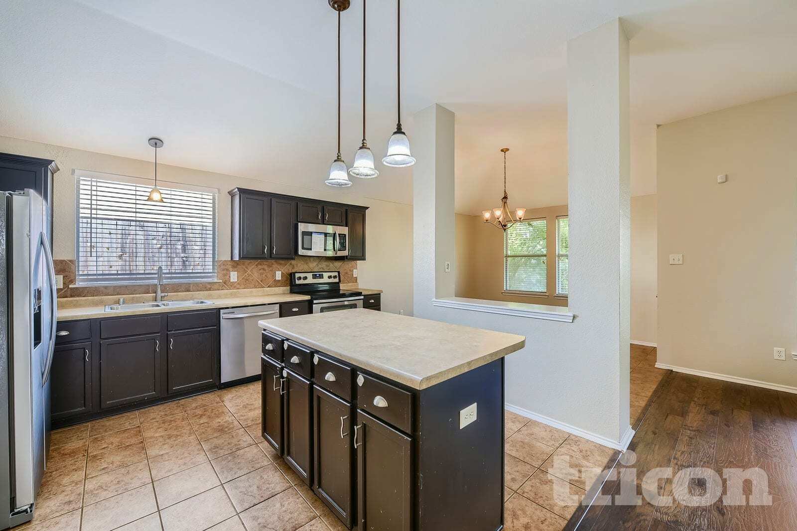 Building Photo - 13129 Padre Ave